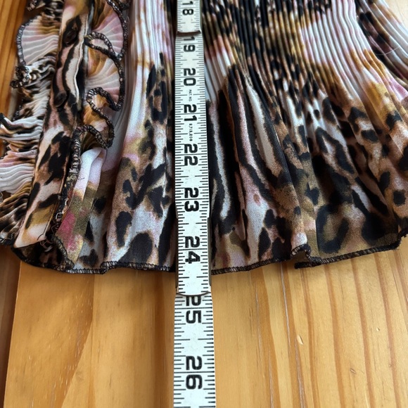 SIONI Women’s Pleated Animal Print Blouse XL Y2K Mobwife Ruffles - Picture 9 of 11